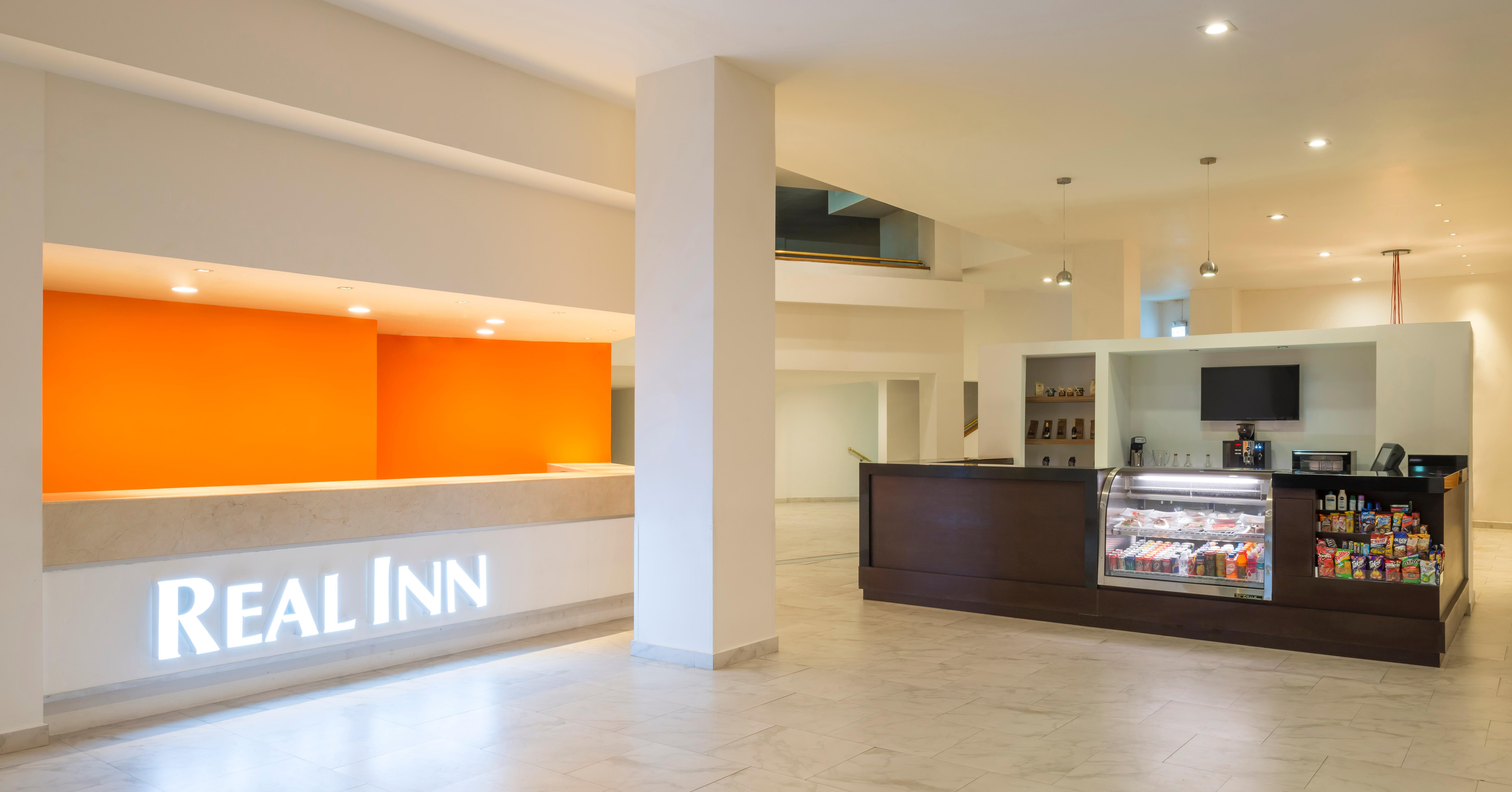 墨西卡利皇家酒店 外观 照片 Lobby of the hotel