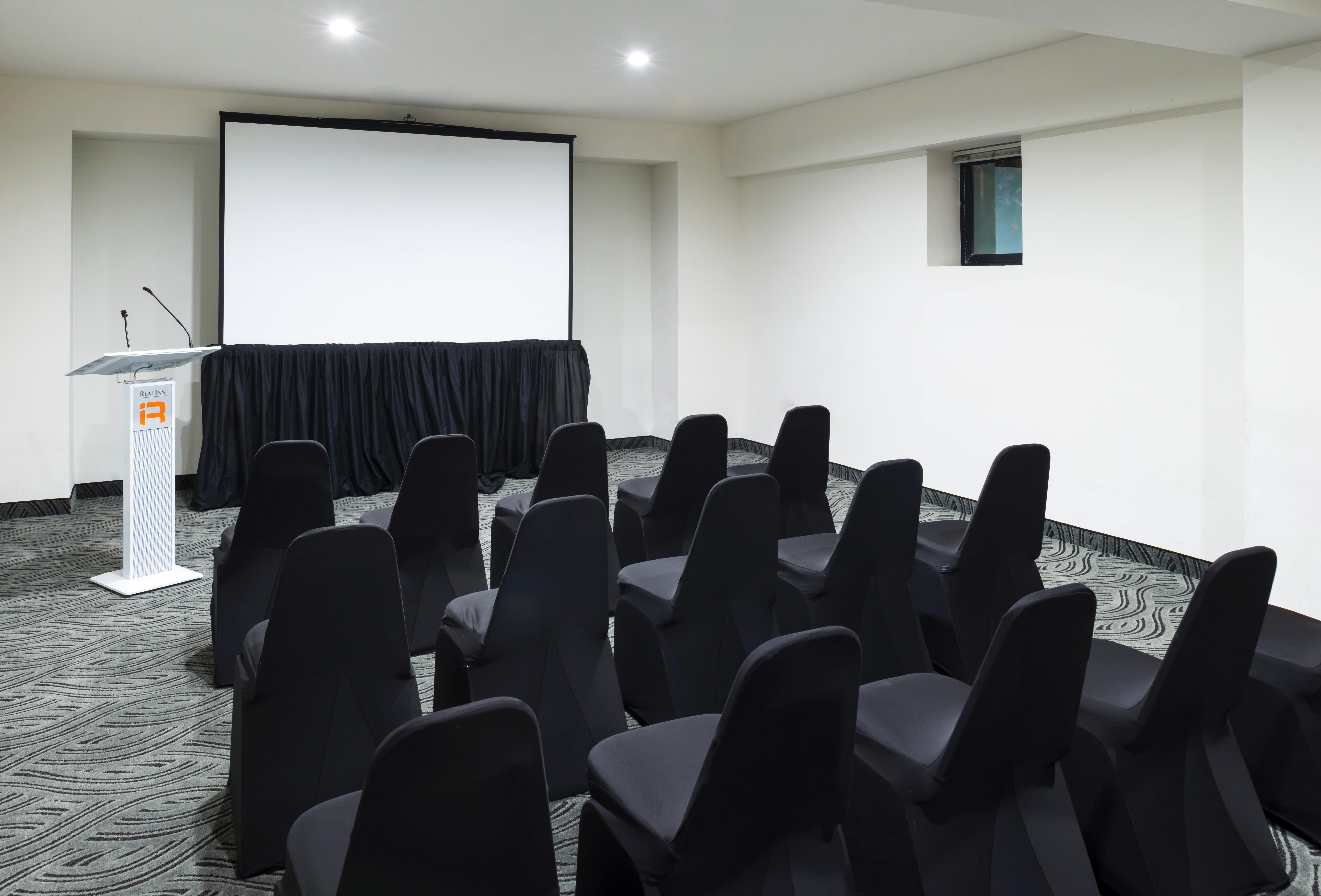 墨西卡利皇家酒店 外观 照片 A typical meeting room