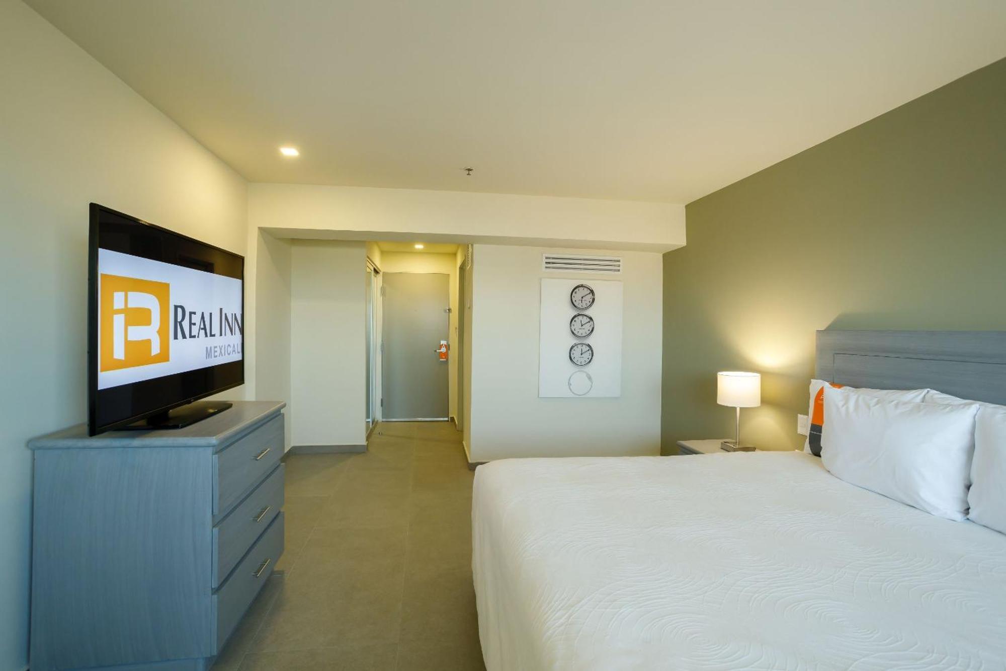 墨西卡利皇家酒店 外观 照片 A bedroom at Realm